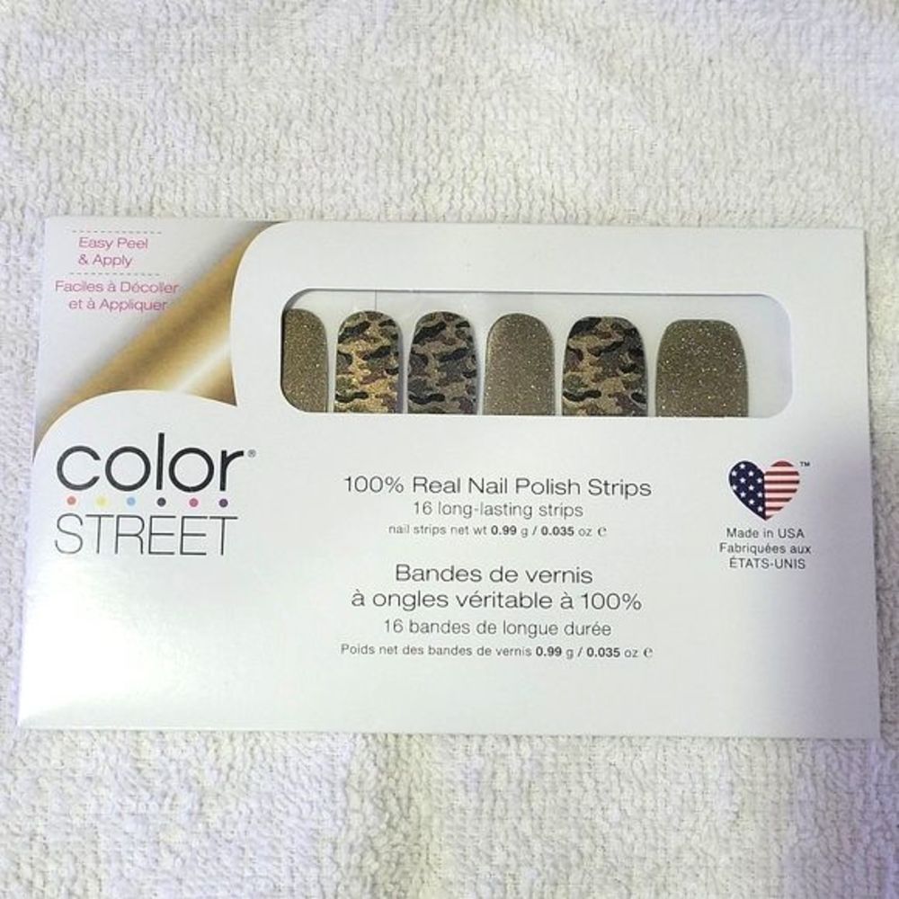 New Color Street Glam-ouflage Camo Green Nail Kit